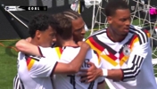 德国2-1再次领先美国!哈弗茨禁区内做球,萨内跟进打门得手!